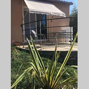  Appartement Attenant à T2 Avec Terrasse . France