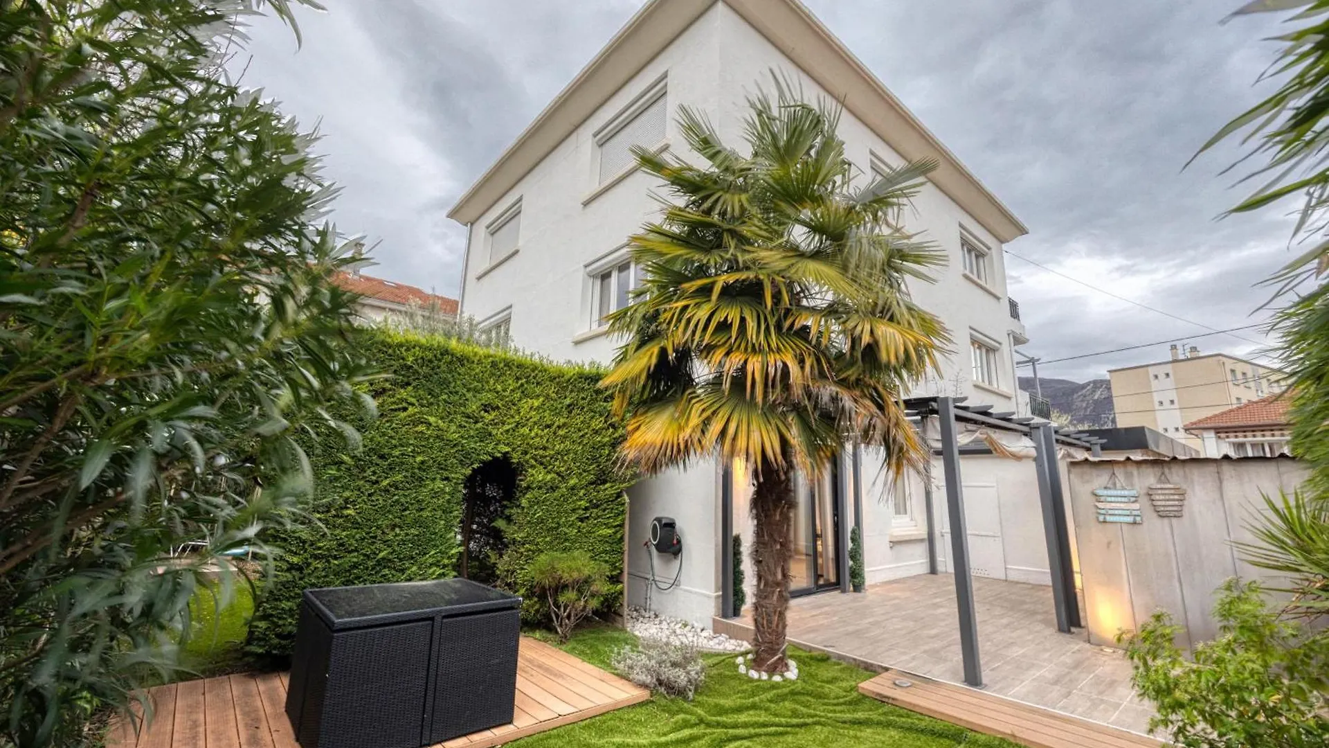 La Villa - Piscine / Karaoke / Jeux Fontaine  France